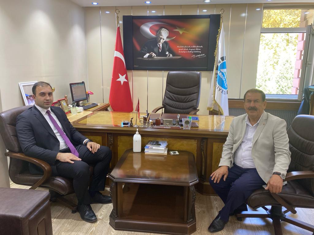 Kaymakamımız Sayın Fırat KADİROĞLU, Abdipaşa Belediye Başkanını Ziyaret Etti